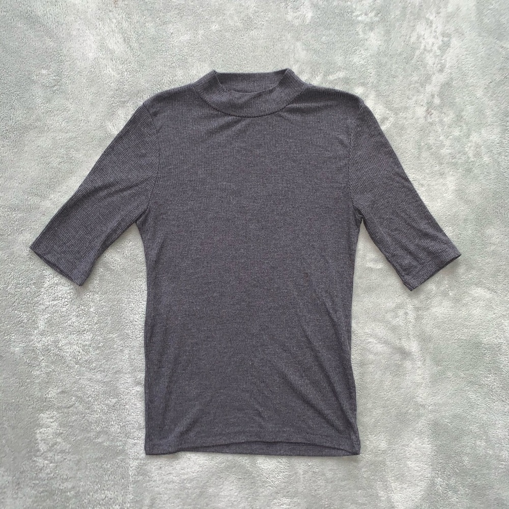 Grey tight ribbed turtle neck